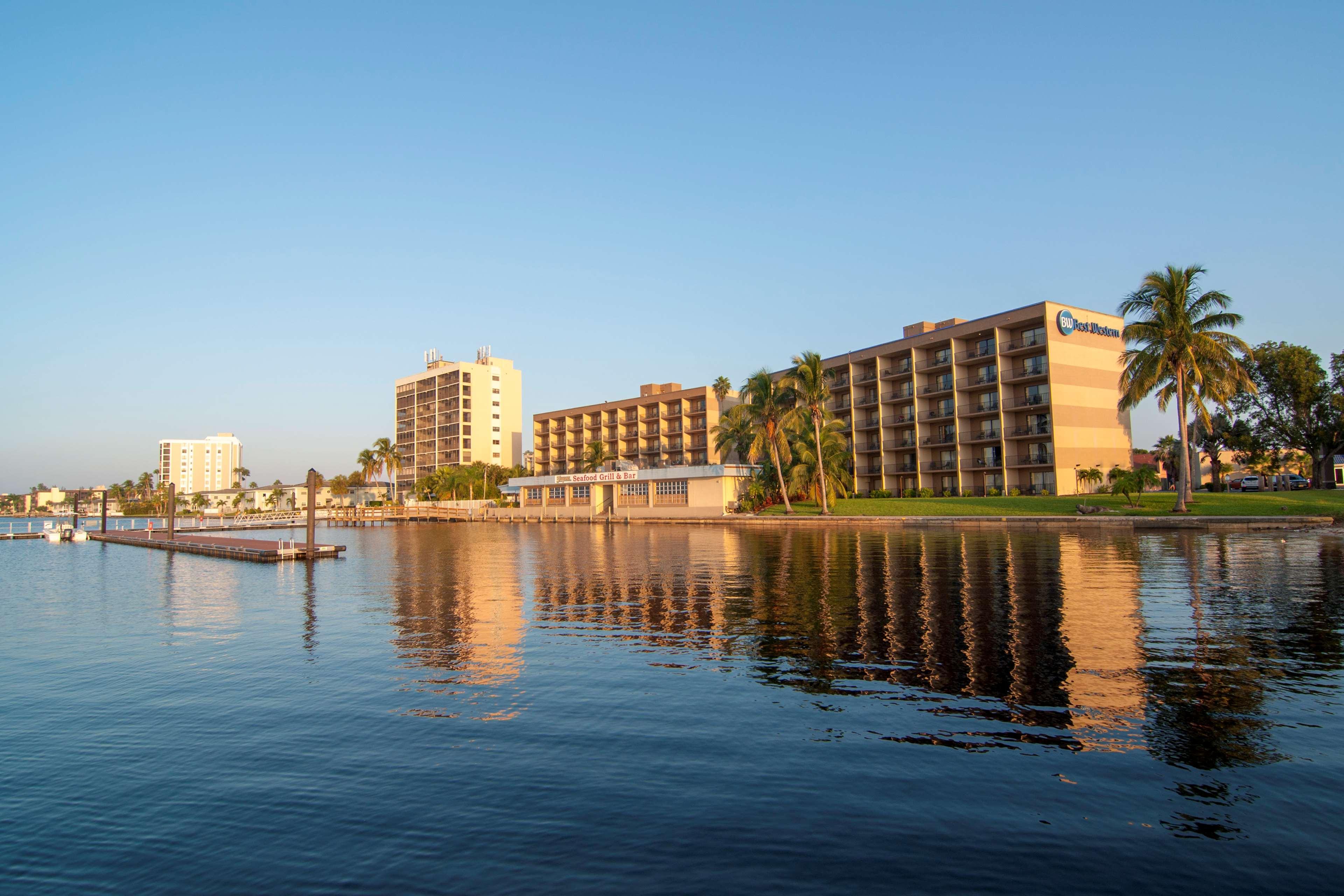 Best Western Fort Myers Waterfront North Fort Myers Exterior photo