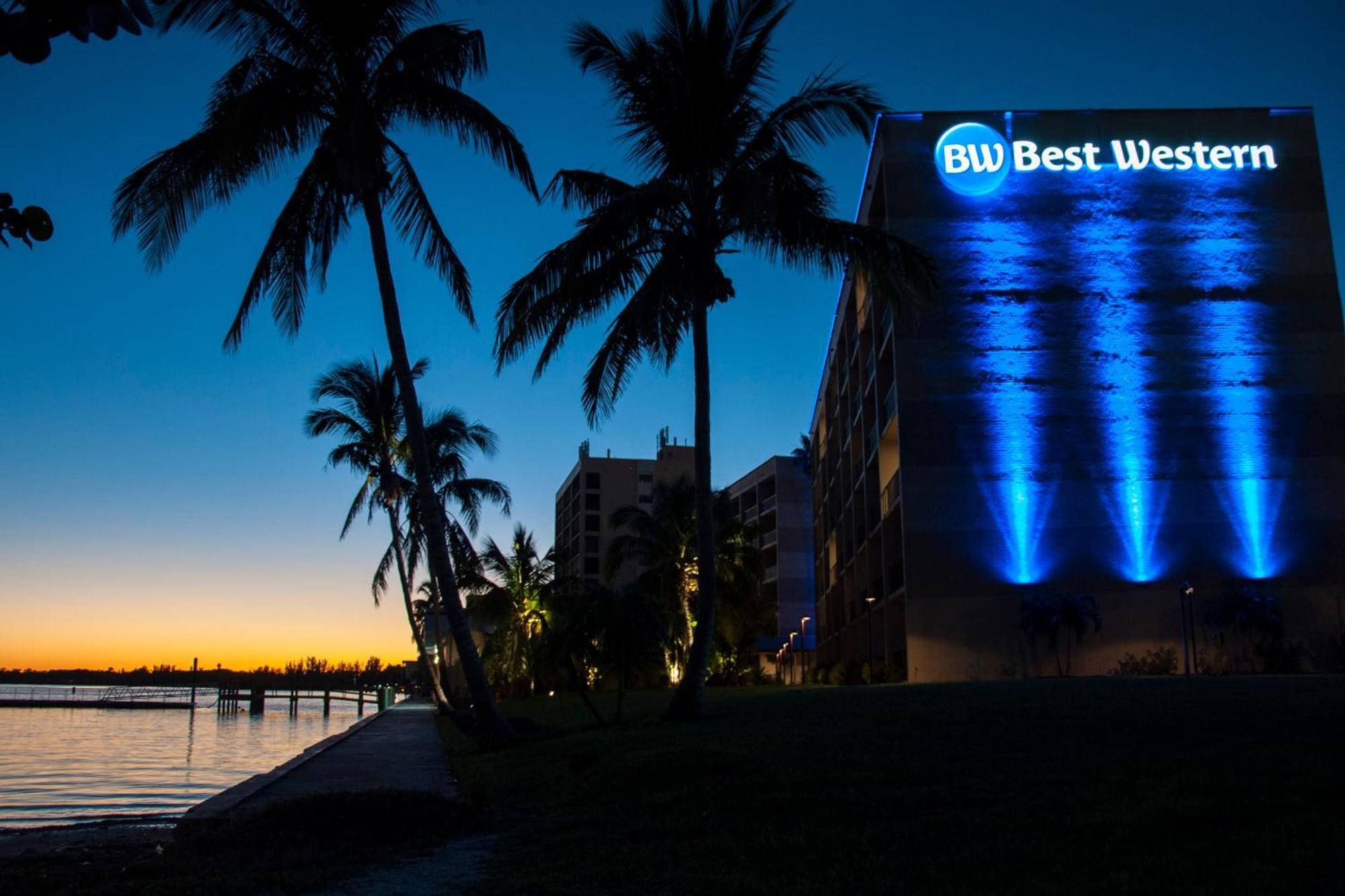 Best Western Fort Myers Waterfront North Fort Myers Exterior photo